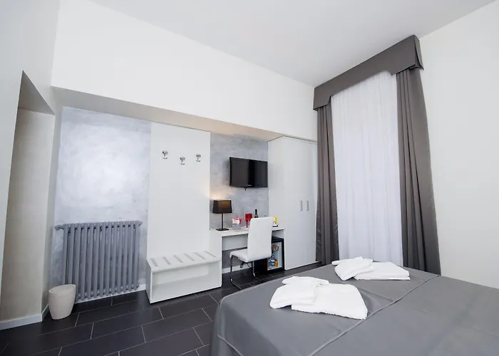Grey&white Konukevi 4*
